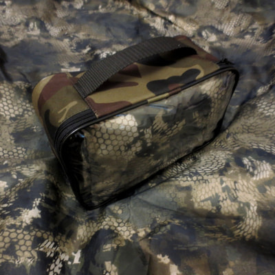 Грязезащитные чехлы на передние сиденья автомобиля (комплект "2 в 1", расцветка "змея") (вид 2) Грязезащитные чехлы на передние сиденья автомобиля (комплект "2 в 1", расцветка "змея") (фото, вид 2)